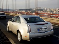 Cadillac CTS photo