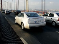 Cadillac CTS photo