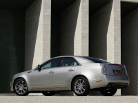 Cadillac CTS photo