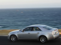 Cadillac CTS photo