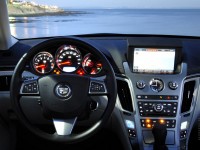 Cadillac CTS photo